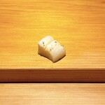 鮨 さかい - 口直しのべったら漬け