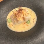 和フレンチバル村塾 - 鮮魚の酒蒸し…魚の身を崩して、このスープとわさびバターに絡めて…メチャうまです