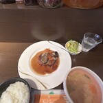 ヌーベル クアトロ - 平日限定ランチ　ハンバーグ@890円