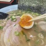 横濱ラーメン あさが家 - 特製ラーメン玉子