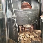 ピッツァ ケベロス - 薪窯