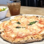 ピッツァ ケベロス - マルゲリータ1,300円税込