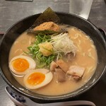 だるま八 - 魚介豚骨(味玉トッピング)