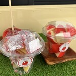 りんごのおもい - 料理写真:ホワイトチョコアップル(右はサンプル)