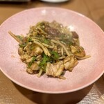 呑み処 赤さん - 鶏で！？チンジャオロース―