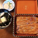 尾花 - うな重(大)、吸い物、漬物