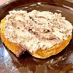 焼鳥 せきね - あまりにソリが美味しくてレバーパテで一息つきますｗ