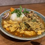大衆中遊華食堂 八戒 - あいがけ３種