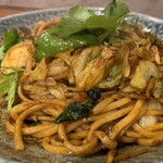 大衆中遊華食堂 八戒 - ホルモン炒麺