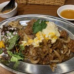 大衆中遊華食堂 八戒 - スパイスラムライス