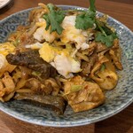 大衆中遊華食堂 八戒 - ホルモン炒麺