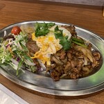 大衆中遊華食堂 八戒 - スパイスラムライス