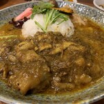 大衆中遊華食堂 八戒 - 牛すじビンダルカリィ