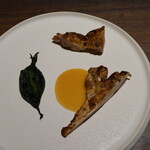 267763676 - ホロホロ鳥の薪焼き