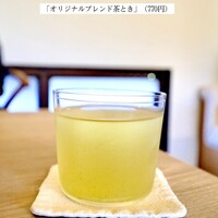 エヴァム・エヴァ・ヤマナシ・アジ - 