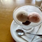 キアッソ - ジェラート（バナナ、ココア、もも）