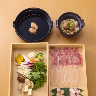 極上『鶏すき焼き』野菜は季節の選りすぐり！〆は味煮卵親子丼‼