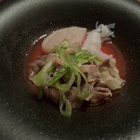 焼肉GROW - 前菜　和牛のバラ肉を使った塩煮込み