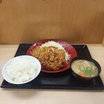 かつや - ロースメンチカツ定食802円(2024年10月16日)
