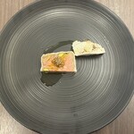IL PLANETARIO - 滝川産/鴨肉のパテ・ド・カンパーニュ
      　ゴルゴンゾーラと蜂蜜のムース