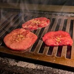 国産黒毛和牛健康美食 焼肉朋ちゃん - 