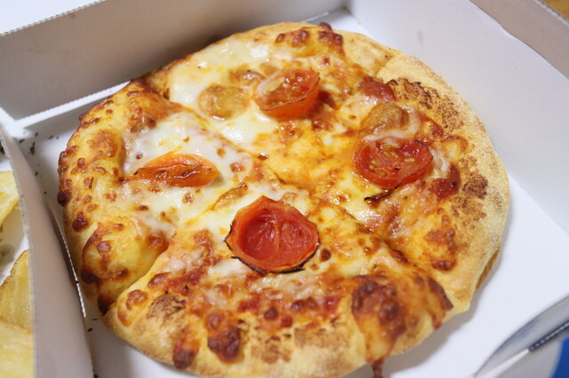 ドミノピザ 刈谷半城土中町店 （Domino's Pizza） - 野田新町/ピザ