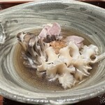 料理屋 稲家 - 【 しゃもとキノコの鍋仕立て 】