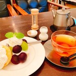 パルファン - ケーキと紅茶