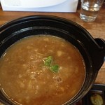 麺屋時茂 - 熱々のスープ