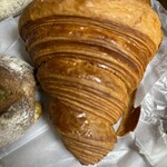 エテコ ブレッド - 大きなクロワッサン