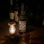 バー リキッド ルビー - ボクがこのお店と言ったら象徴的なのがこのバーボン。御店主が昔勤めてたお店でその存在を知ったお酒であります。