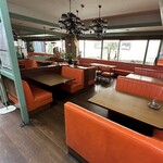 カジュアルレストラン竹林亭 - 店内