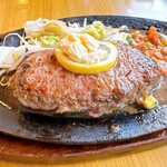 カジュアルレストラン竹林亭 - ヒレステーキ250g（ミディアムレア）