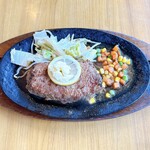 カジュアルレストラン竹林亭 - ヒレステーキ250g（ミディアムレア）