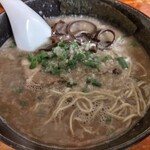 前橋とんこつ 味楽留 - みらくるらぁめん￥750