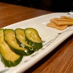 和牛焼肉やくにく 徹 - 老舗の漬物