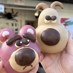 トイズ ブレッド ファクトリー - 