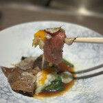 八重洲 steak & seafood 鉄板焼き 一心 - A5黒毛和牛ロース トリュフ ～Sukiyaki仕立て～