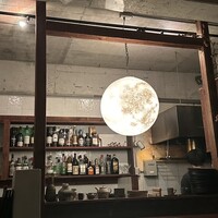 ワインとくつろぐ ツキアカリ - 