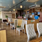 インド料理レストラン ムナ - 意外と客は少ない
平日の12時過ぎ