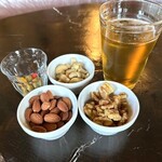 The Club Lounge やすらぎの座 - ビール、つまみ