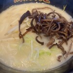 情熱食堂 - 豚骨ラーメン