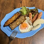 エテコ ブレッド - ガーリックトーストでいただきます