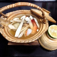 今年も入荷が始まりました「夏松茸土瓶蒸し」