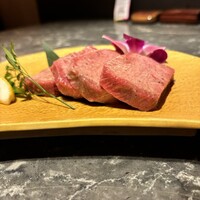 北新地焼肉 きらく - 神のタン