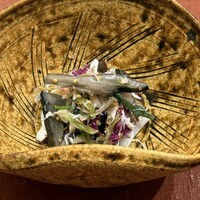 御料理 寺沢 - 先付
                    クロカワ(ナベタケ、老茸)、毛蟹、菊、ミズのこぶの胡麻和え