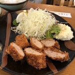 とんかつとん亭 - 