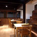 リュイソー - お店内観