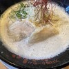 泡系しおとんこつラーメン べらしお 総本店