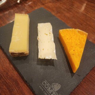 マキハラ キャーヴ ア マンジェ_0